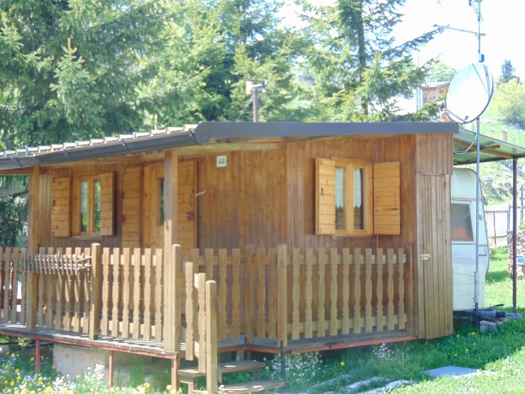 Hotel Campeggio Branchetto Bosco Chiesanuova Exterior foto